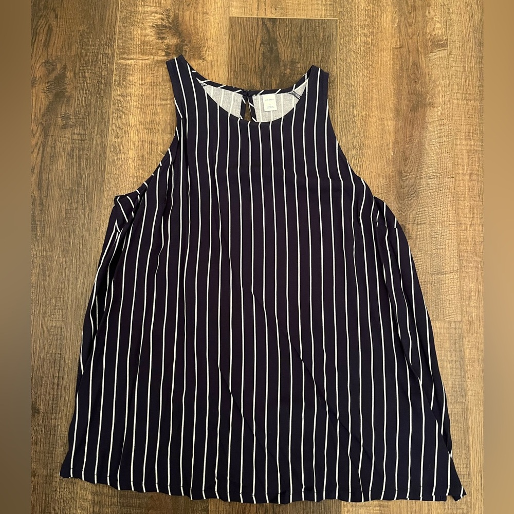Women’s Old Navy Tank-top